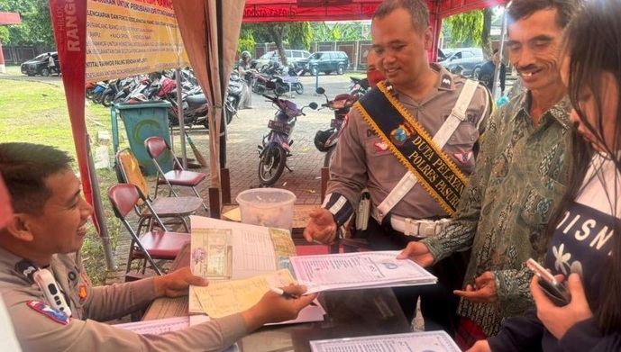 Duta Pelayanan Samsat Bikin Bayar Pajak Kendaraan di Kota Pasuruan Mudah