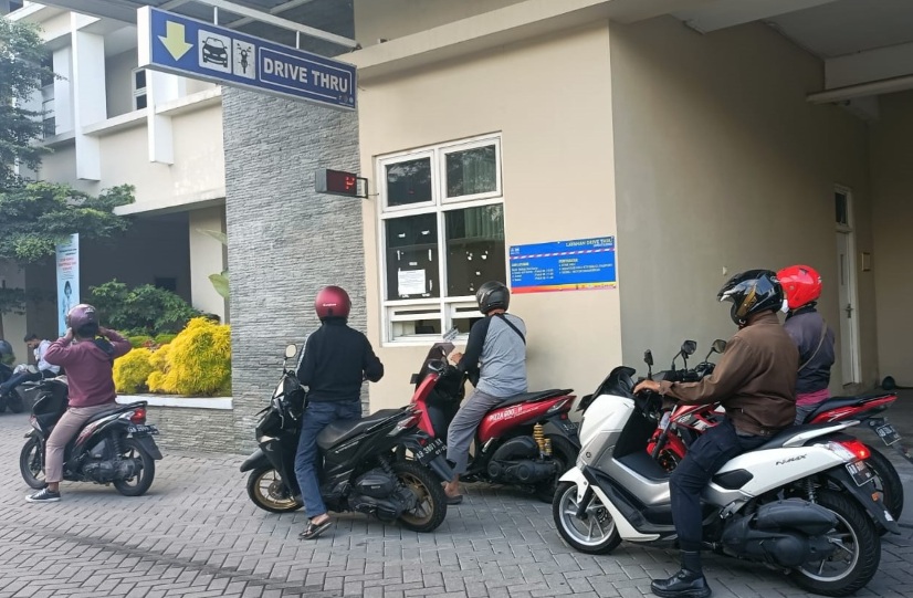 Keuntungan Menggunakan Layanan Samsat Drive Thru