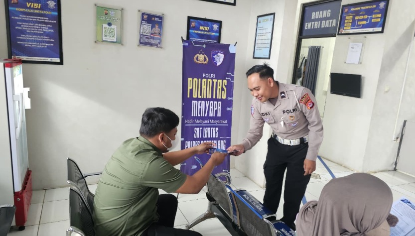 Polantas Menyapa di Pandeglang, Polisi Turun ke Jalan Dengarkan Keluhan Pengendara
