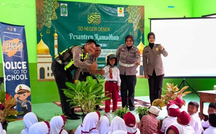 Polisi Edukasi Siswa SD di Lumajang, Dari Rambu Lalu Lintas hingga Bahaya Perundungan