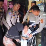 Aksi Humanis, Satlantas Polres OKU Selatan Beri Bantuan Kursi Roda ke Anak Disabilitas
