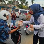 Aksi Sosial Polantas Kepri, Santuni Panti Asuhan hingga Bagikan Takjil ke Pengguna Jalan