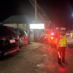 Pengamanan Ibadah, Satlantas Polres Kutai Timur Turun Atur Lalin di Masjid At-Taqwa