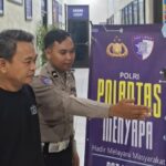 Tingkatkan Kualitas Layanan Masyarakat, Satlantas Pandeglang Gelar Polantas Menyapa di Satpas SIM